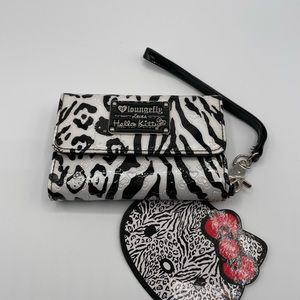 Loungefly Hello Kitty Leopard Small Wallet - New